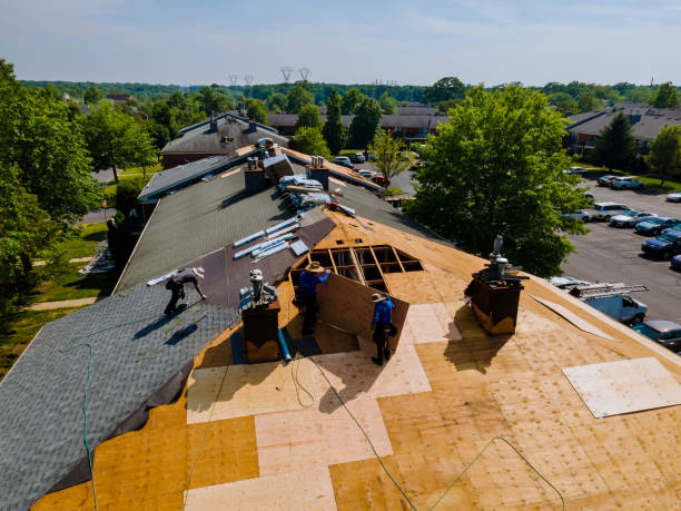 24/7 Emergency Flat Roof Repair experts in Clear Lake, WI